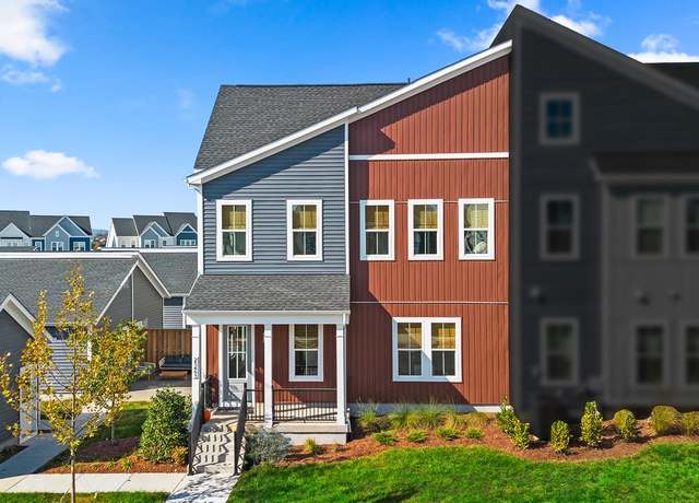Property at 25493 Grassy Meadow Dr, Aldie, VA 20105, 4 beds, 3.5 baths