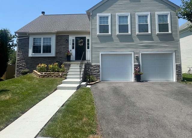 Property at 10108 Wimbledon Ct, Manassas, VA 20110, 4 beds, 3 baths