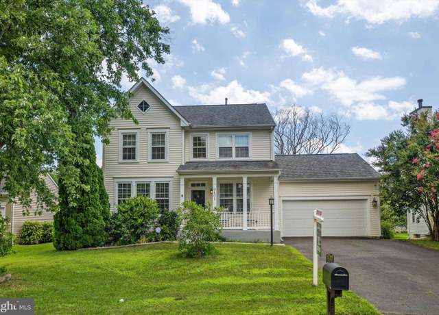 Property at 9401 Hersch Farm Ln, Manassas, VA 20112, 4 beds, 3.5 baths