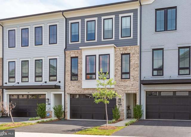 Property at 609 Angelfish Way, Woodbridge, VA 22191, 3 beds, 3.5 baths