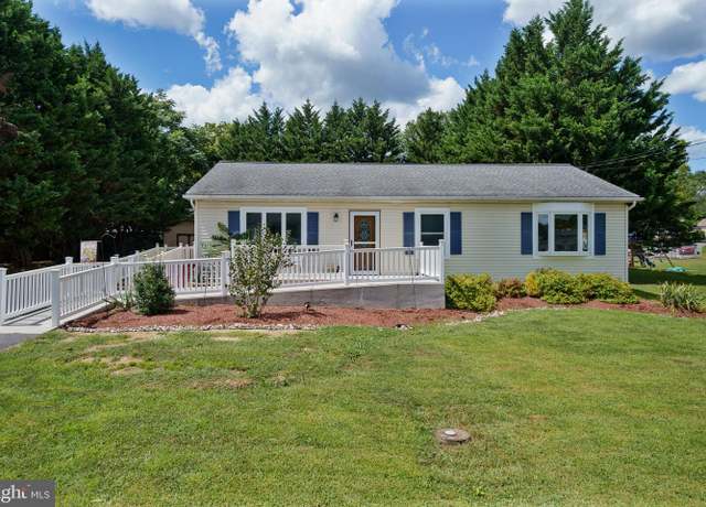 Property at 472 Upshur Dr, Inwood, WV 25428, 3 beds, 1 bath