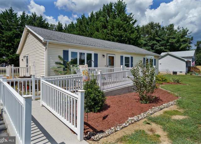 Property at 472 Upshur Dr, Inwood, WV 25428, 3 beds, 1 bath