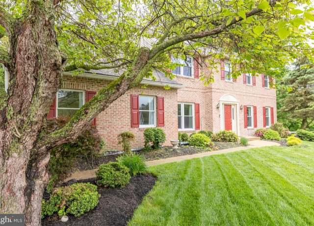 Property at 226 Hawkes Ct, Hockessin, DE 19707, 4 beds, 2.5 baths