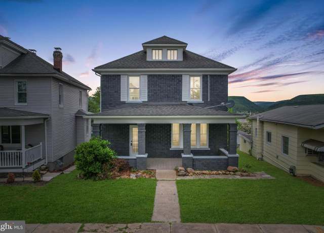 Property at 707 Hill Top Dr, Cumberland, MD 21502, 3 beds, 2 baths