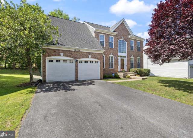 Property at 12533 Quarterhorse Dr, Bowie, MD 20720, 4 beds, 3 baths