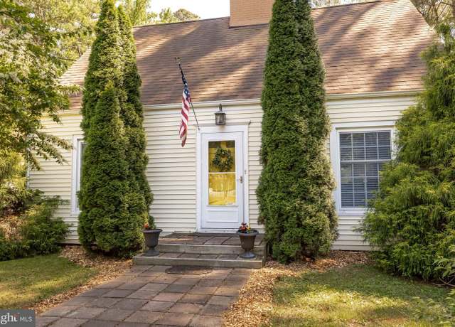 Property at 26547 Old State Rd, Crisfield, MD 21817, 2 beds, 1.5 baths