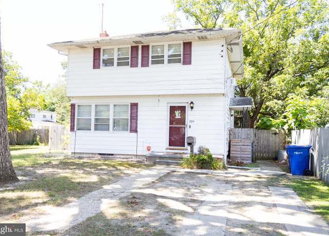 Property at 204 N 8th St, Millville, NJ 08332