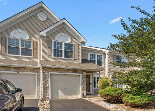 Property at 316 Monterey Pl, Newtown, PA 18940, 3 beds, 2.5 baths