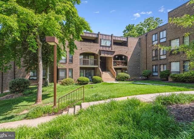 Property at 11212 Chestnut Grove Sq #313, Reston, VA 20190, 2 beds, 1.5 baths