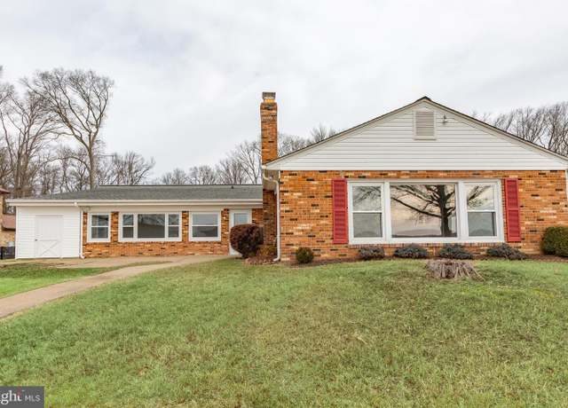Property at 65 Woodrow Dr, Stafford, VA 22554, 2 beds, 2 baths