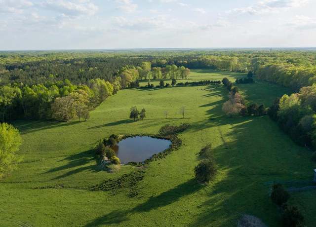 Property at 653 Hartwood Rd, Fredericksburg, VA 22406