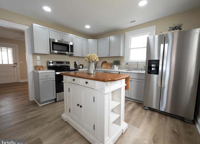 Property at 537 Hillman Dr, Winchester, VA 22601, 1 bed, 1 bath