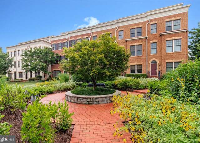 Property at 4531 Westhall Dr NW, Washington, DC 20007, 3 beds, 3.5 baths