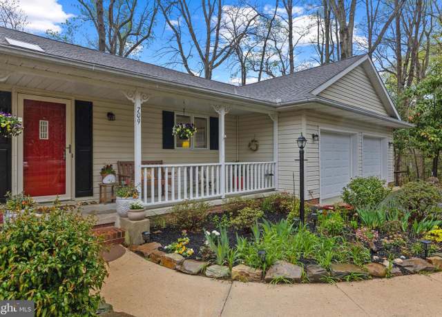 Property at 709 Meadow Brook Ln, Milford, DE 19963, 3 beds, 3 baths