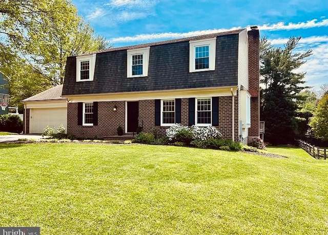 Property at 12 Lochmoor Ct, Lutherville Timonium, MD 21093, 5 beds, 4.5 baths