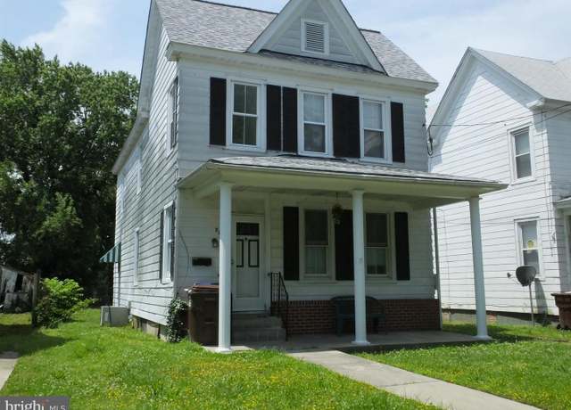 Property at 722 Glasgow St, Cambridge, MD 21613, 3 beds, 2 baths