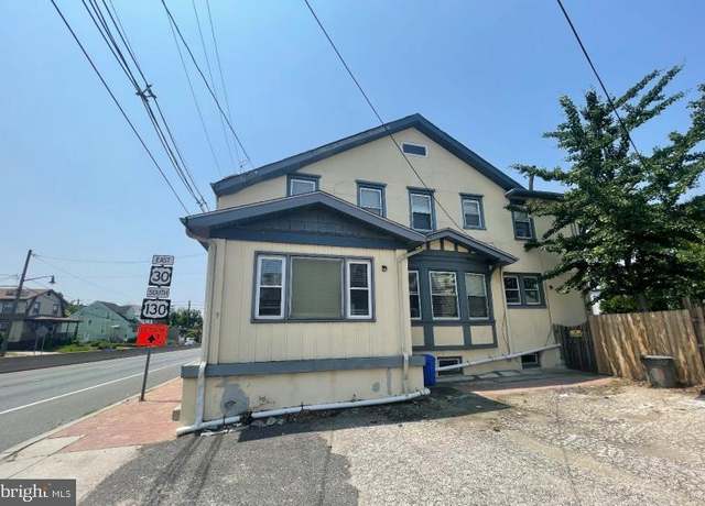 Property at 9 W Crescent Blvd, Collingswood, NJ 08108, 3 beds, 1 bath