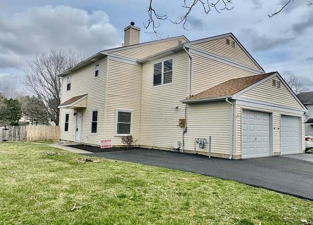 Property at 17 Spyglass Ct, Hightstown, NJ 08520, 2 beds, 1.5 baths