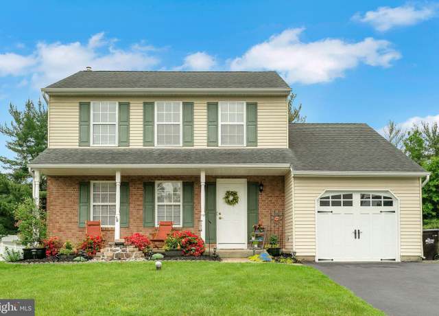 Property at 2421 Barnsleigh Dr, Bensalem, PA 19020, 3 beds, 1.5 baths