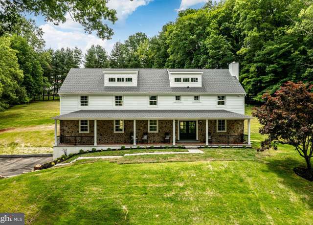 Property at 930 Hillsdale Rd, West Chester, PA 19382, 4 beds, 3.5 baths