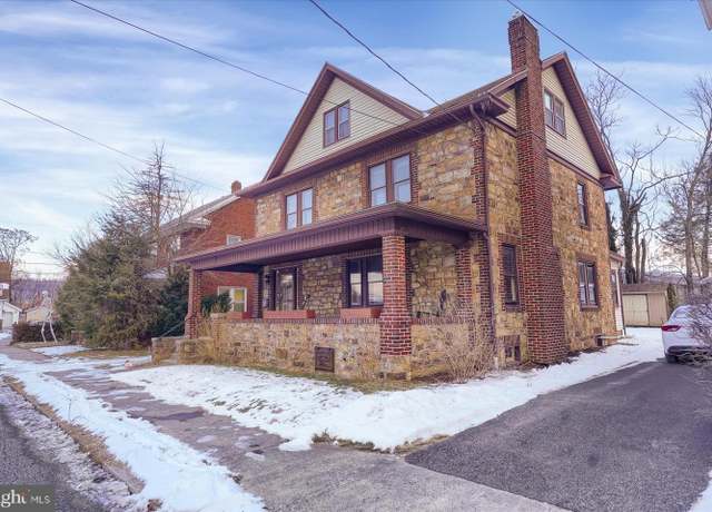 Property at 503 Lindbergh Way, Lewistown, PA 17044, 4 beds, 1.5 baths