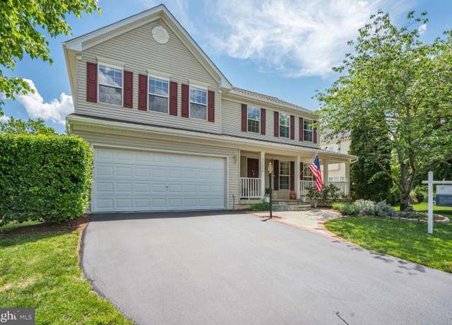 Property at 20338 Snowpoint Pl, Ashburn, VA 20147, 5 beds, 3.5 baths