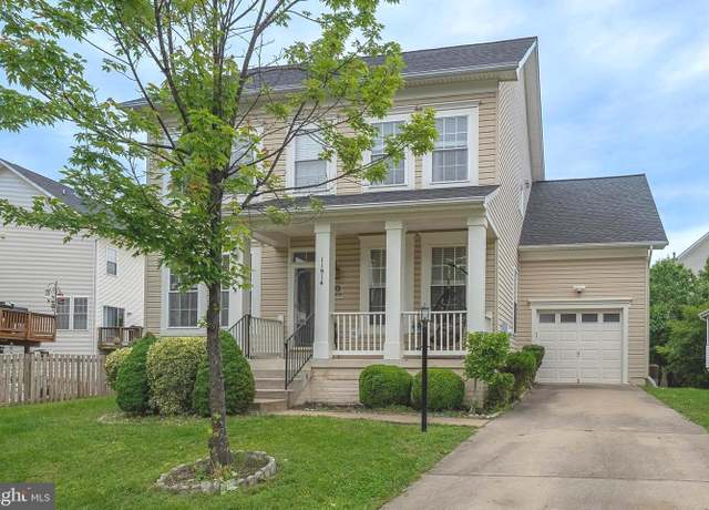 Property at 11914 Rayborn Creek Dr, Manassas, VA 20109, 4 beds, 3.5 baths