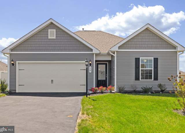 Property at 59 Cassatt Ln, Martinsburg, WV 25401, 3 beds, 2 baths