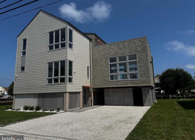 Property at 318 York Rd, South Bethany, DE 19930, 5 beds, 4 baths