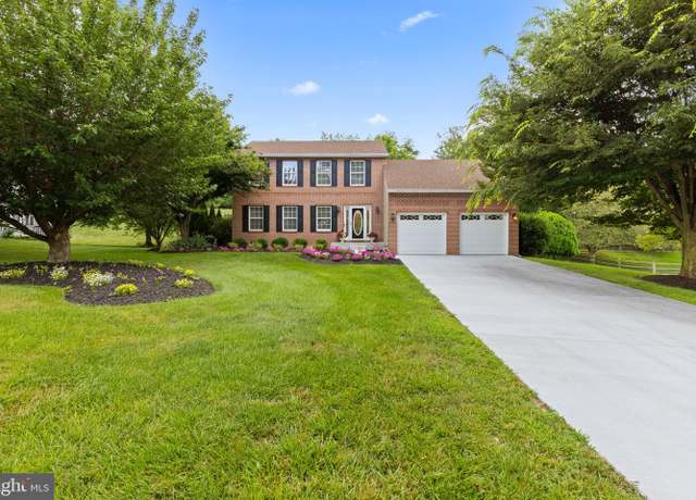 Property at 359 Winged Foot Dr, Westminster, MD 21158, 5 beds, 3.5 baths