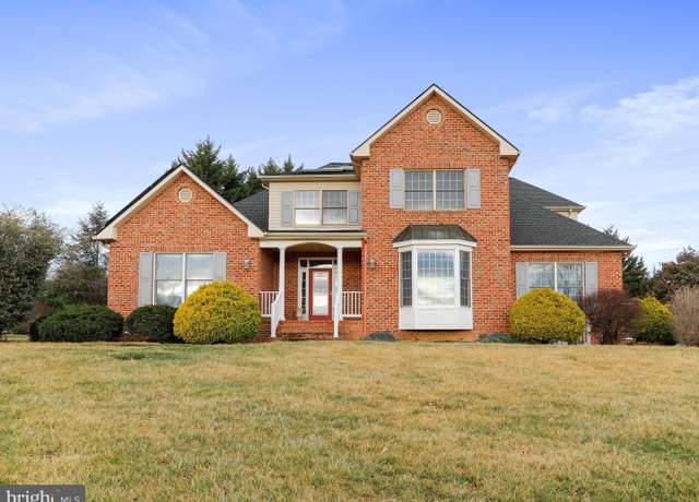 Property at 9812 Pembroke Dr, Hagerstown, MD 21740, 8 beds, 9 baths