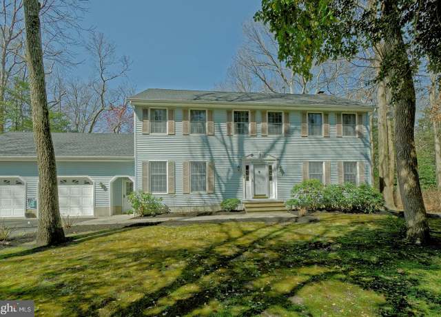 Property at 12 Robbins Way, Southampton, NJ 08088, 4 beds, 2.5 baths
