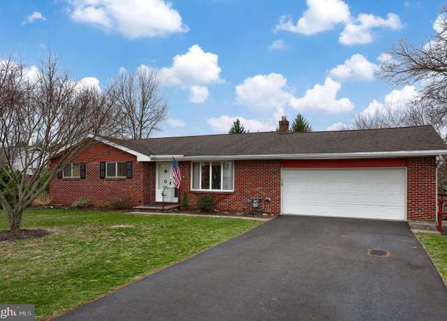 Property at 3916 Grant St, Reading, PA 19606, 3 beds, 1.5 baths