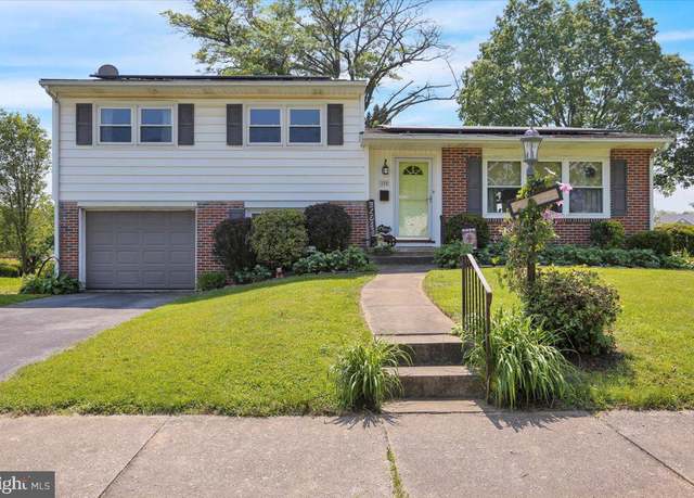 Property at 150 Elizabeth Dr, Reading, PA 19608, 3 beds, 2 baths