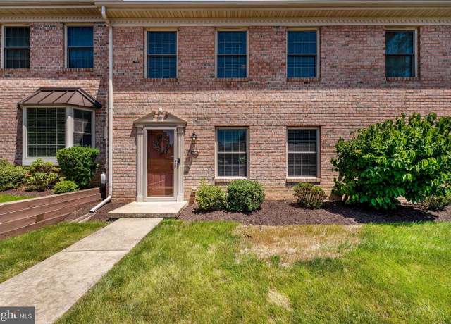 Property at 604 Glenbrook Dr, Harrisburg, PA 17110, 3 beds, 2.5 baths