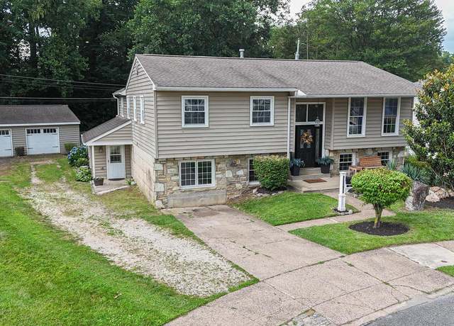 Property at 603 Oakfield Ln, Philadelphia, PA 19115, 5 beds, 3.5 baths
