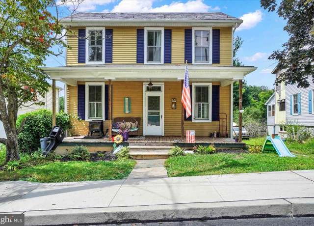 Property at 325 Main St, Delta, PA 17314, 3 beds, 1.5 baths