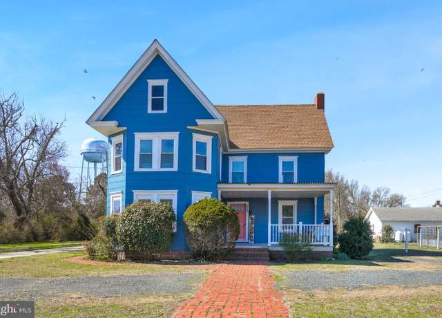Property at 6348 Church St, Chincoteague Island, VA 23336, 3 beds, 1.5 baths