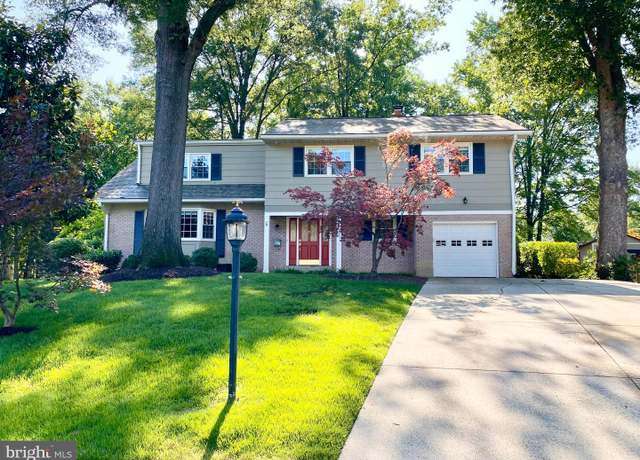 Property at 8407 Brewster Dr, Alexandria, VA 22308, 6 beds, 4.5 baths