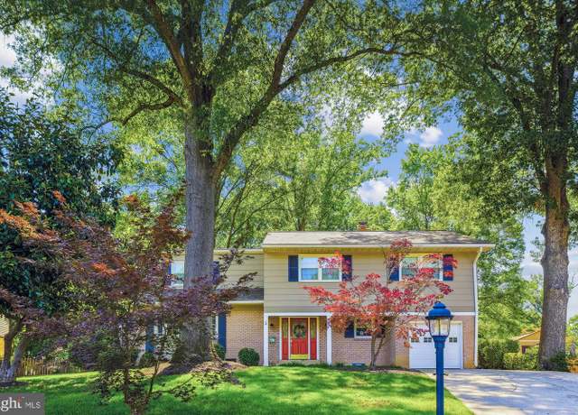 Property at 8407 Brewster Dr, Alexandria, VA 22308, 6 beds, 4.5 baths