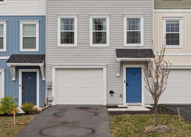 Property at 132 Furlong Way, Martinsburg, WV 25404, 3 beds, 2.5 baths