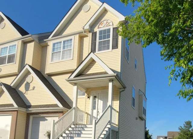 Property at 335 Paradee Dr, Dover, DE 19904, 3 beds, 2.5 baths