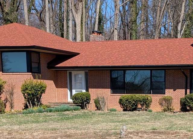 Property at 4913 Old Hill Rd, Wilmington, DE 19807, 4 beds, 2.5 baths