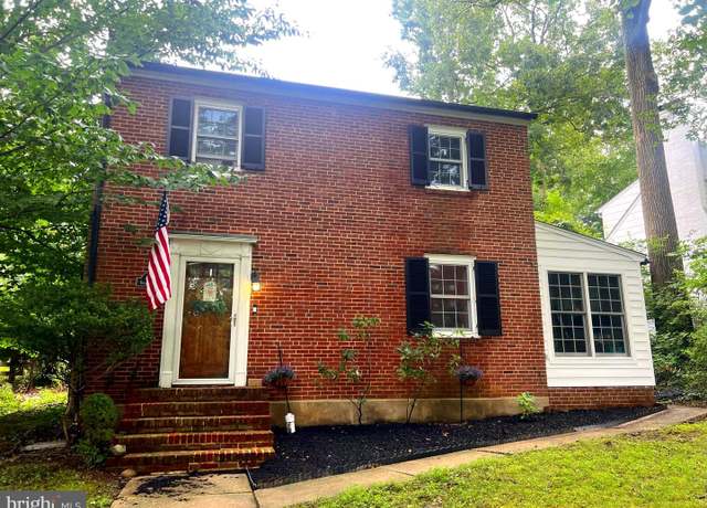 Property at 4655 Briarclift Rd, Baltimore, MD 21229, 3 beds, 1.5 baths