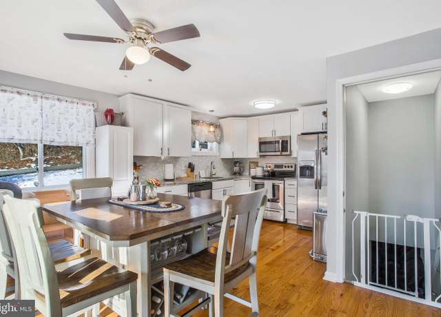 Property at 10015 Kirksville Ln, Dunkirk, MD 20754, 3 beds, 2 baths