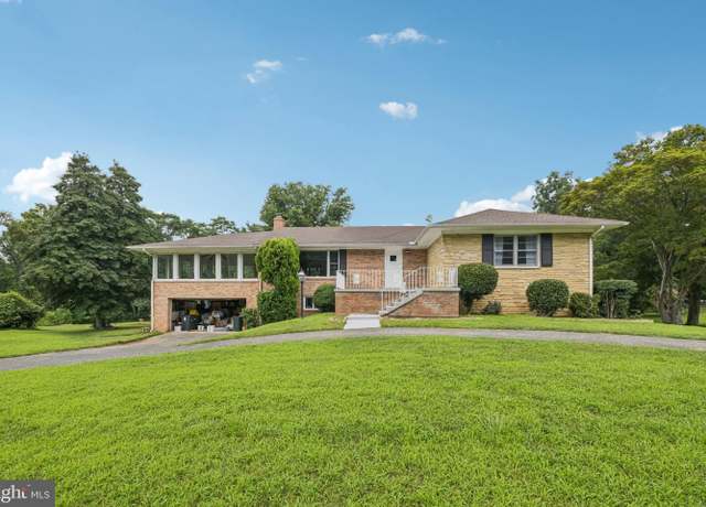 Property at 701 Rosier Rd, Fort Washington, MD 20744, 5 beds, 3 baths