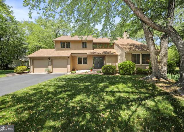 Property at 116 Bracken Rd, Medford, NJ 08055, 4 beds, 2.5 baths