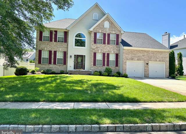 Property at 62 Creekwood Dr, Bordentown, NJ 08505, 4 beds, 3.5 baths