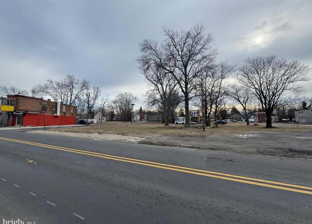 Property at 915 Jefferson St, Camden, NJ 08104