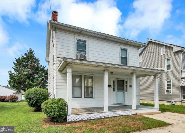 Property at 315 South St, Hanover, PA 17331, 3 beds, 2 baths